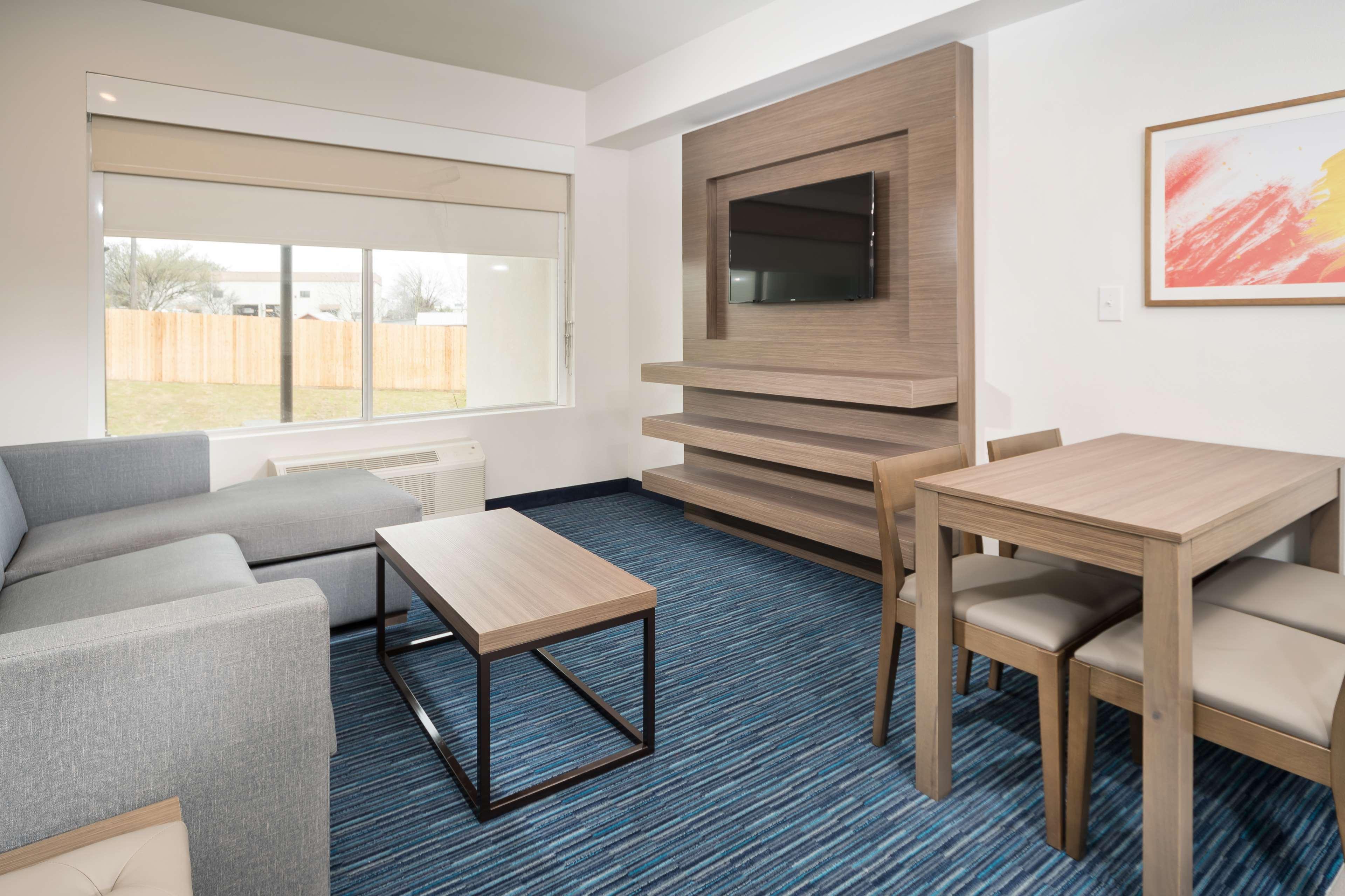 Best Western Plus Drayton Valley All Suites Kültér fotó