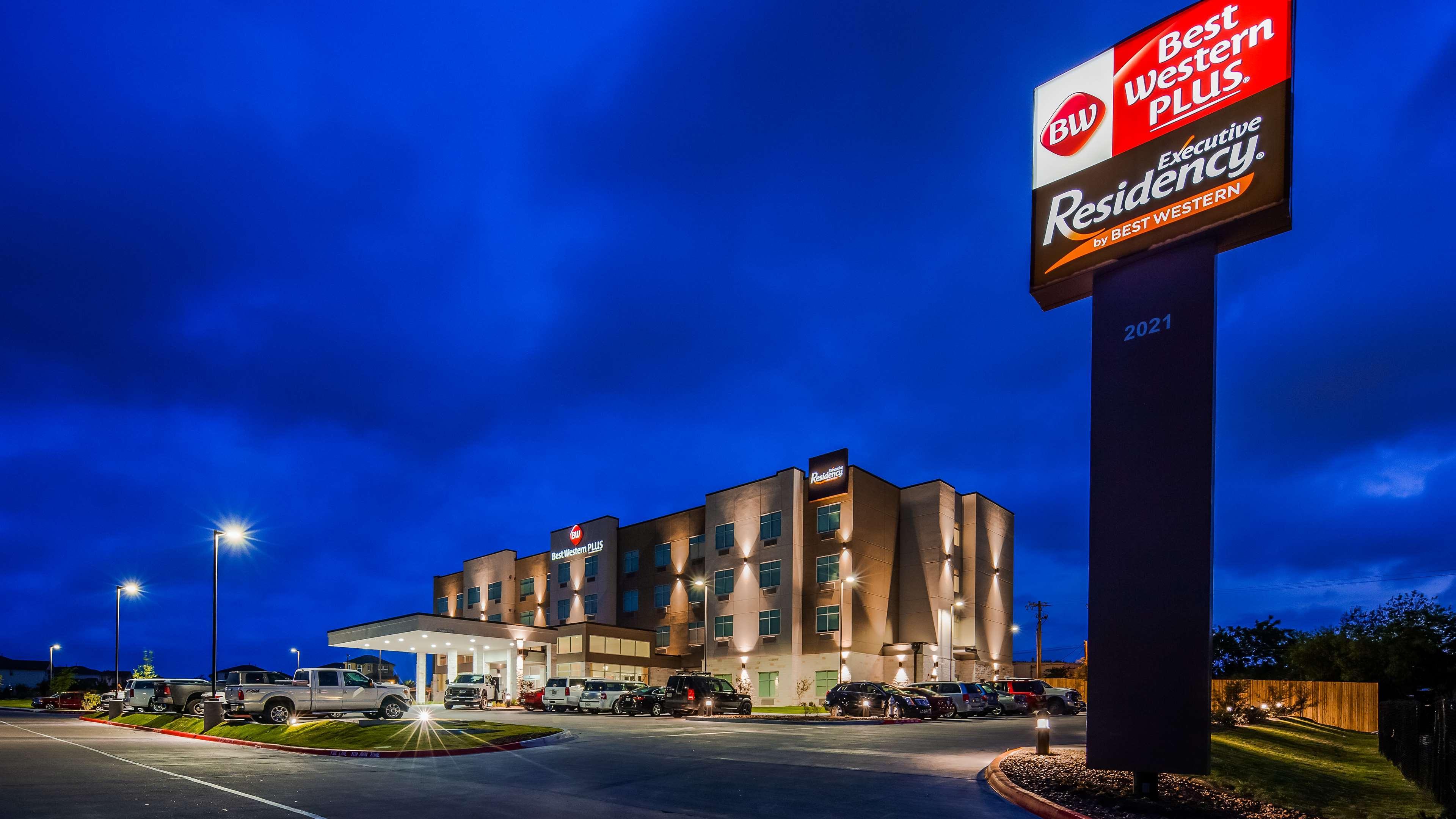 Best Western Plus Drayton Valley All Suites Kültér fotó